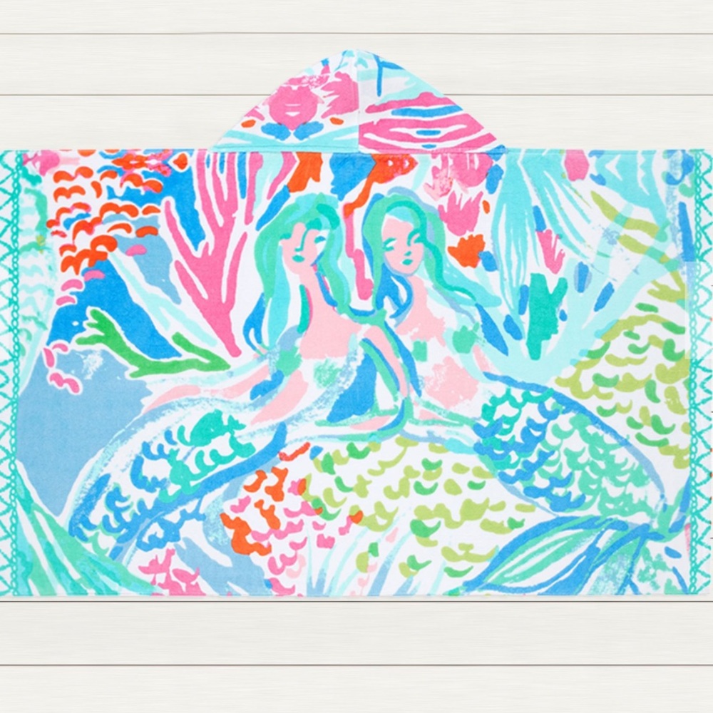 Lilly Pulitzer Beach Hooded Beach Shower Pool Towel